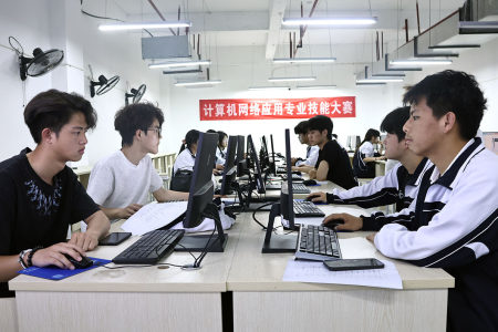 赛场砺技 匠心筑梦 | 贵州永华技工学校计算机网络应用专业技能大赛圆满落幕