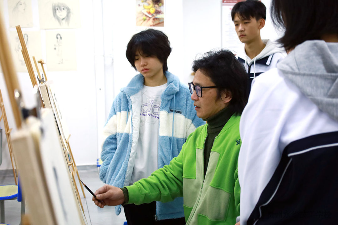 普高or职校?困住孩子的从来不是分数,而是家长的教育执念